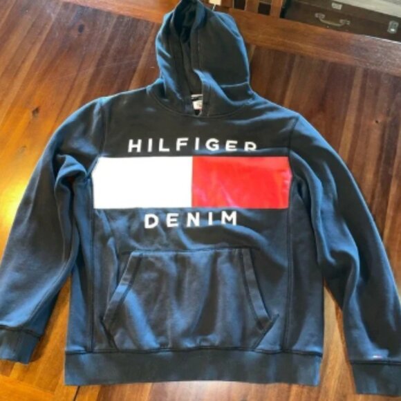 Tommy Hilfiger Hoodie! - Picture 1 of 11